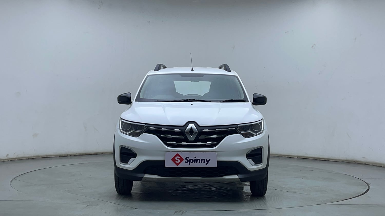 Used 2023 Renault Triber RXT EASY-R AMT Petrol Automatic exterior FRONT VIEW