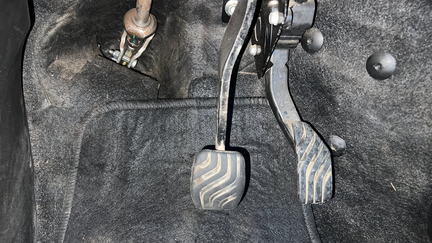 Used 2022 Renault Kiger RXZ Turbo CVT Petrol Automatic interior PEDALS VIEW
