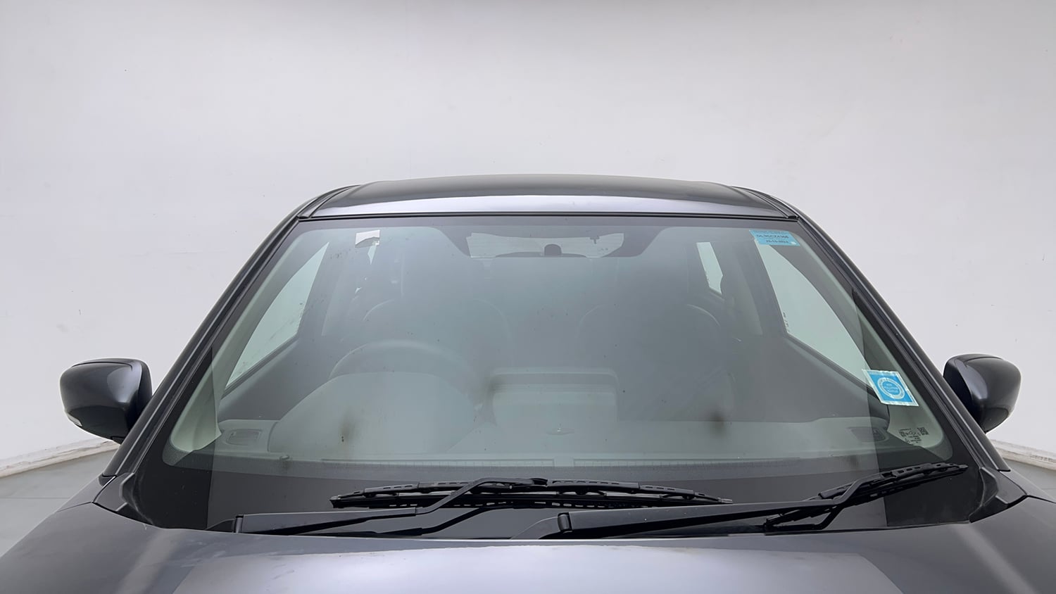 Used 2023 Maruti Suzuki Grand Vitara Delta Smart Hybrid Petrol Manual exterior FRONT WINDSHIELD VIEW