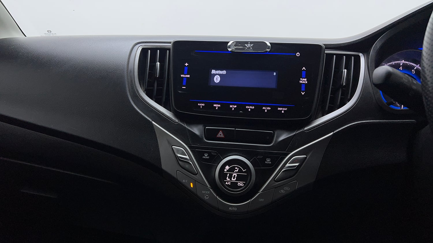 Used 2019 Maruti Suzuki Baleno Delta Petrol Manual top_features Integrated (in-dash) music system