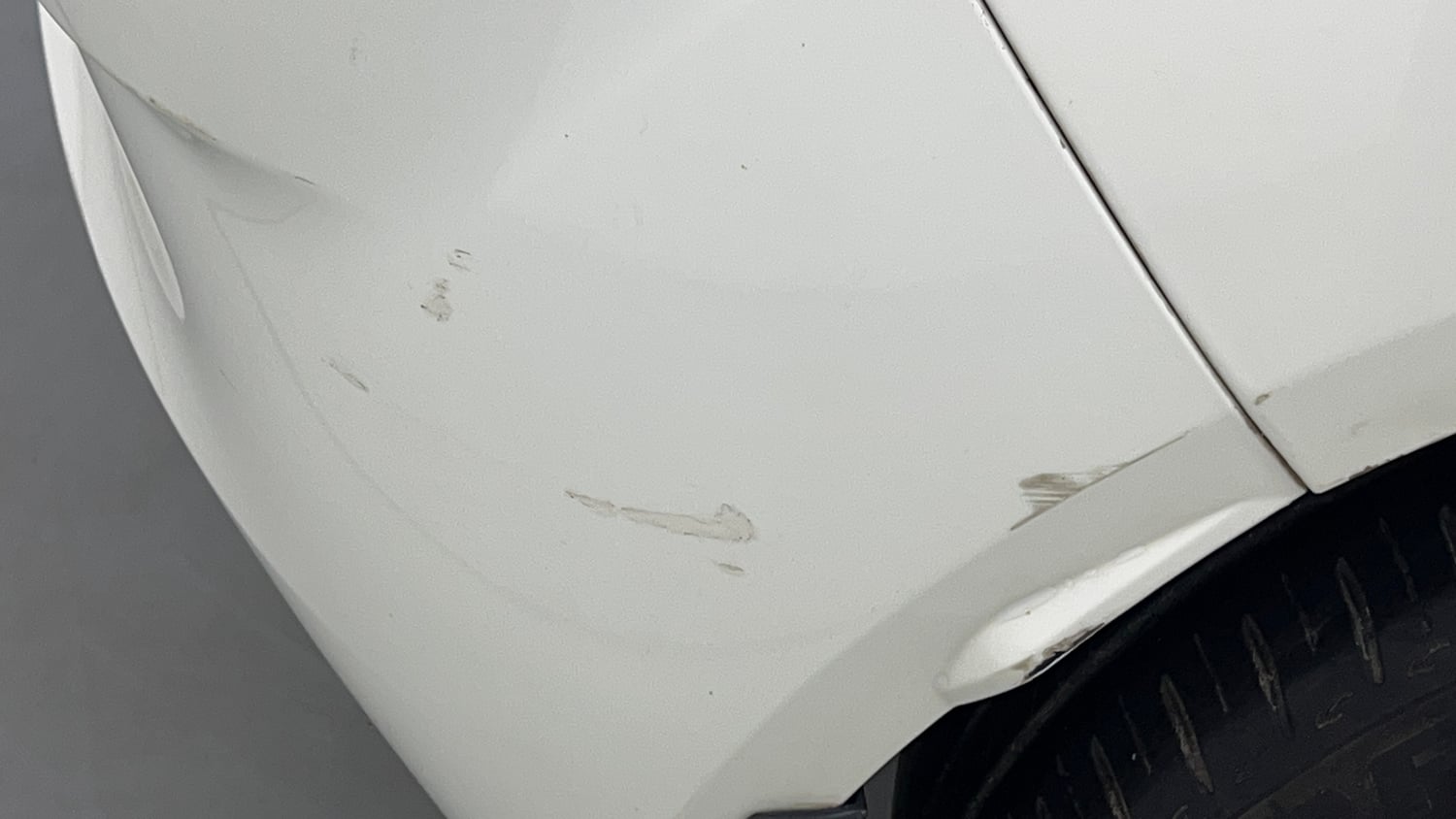 Used 2023 Tata Altroz XZA Petrol Petrol Automatic dents MINOR SCRATCH