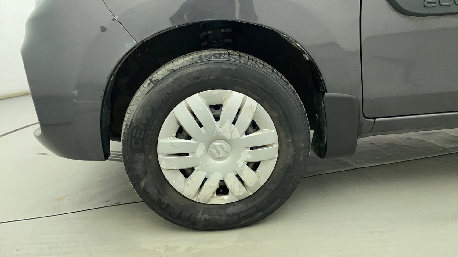 Used 2022 Maruti Suzuki Alto 800 LXi (O) Petrol Manual tyres LEFT FRONT TYRE RIM VIEW