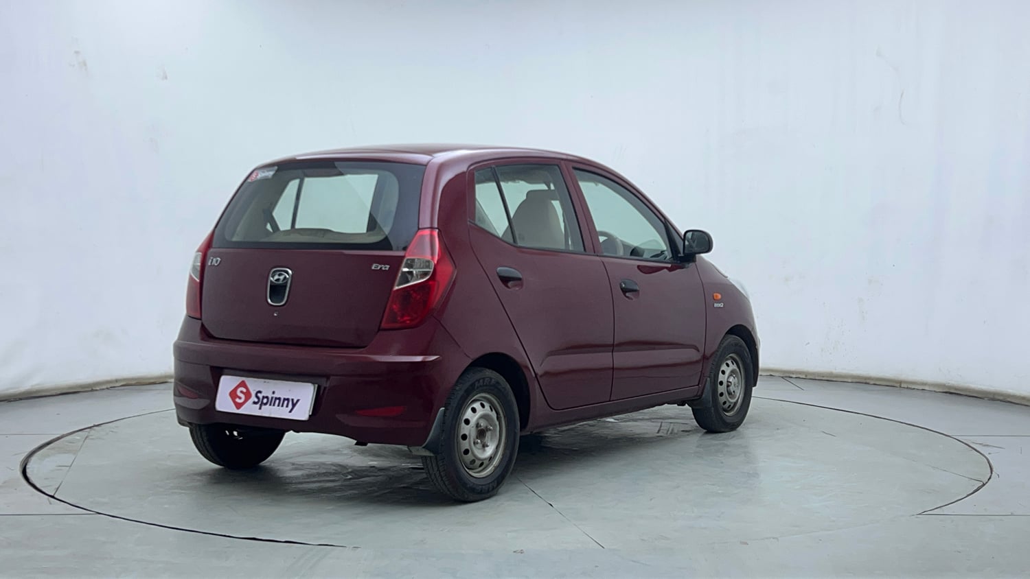 Used 2014 Hyundai i10 Era 1.1 iRDE2 Petrol Manual exterior RIGHT REAR CORNER VIEW