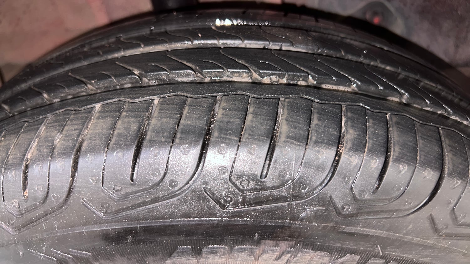 Used 2016 Tata Tiago Revotron XZ w/o Alloy Petrol Manual tyres RIGHT REAR TYRE TREAD VIEW