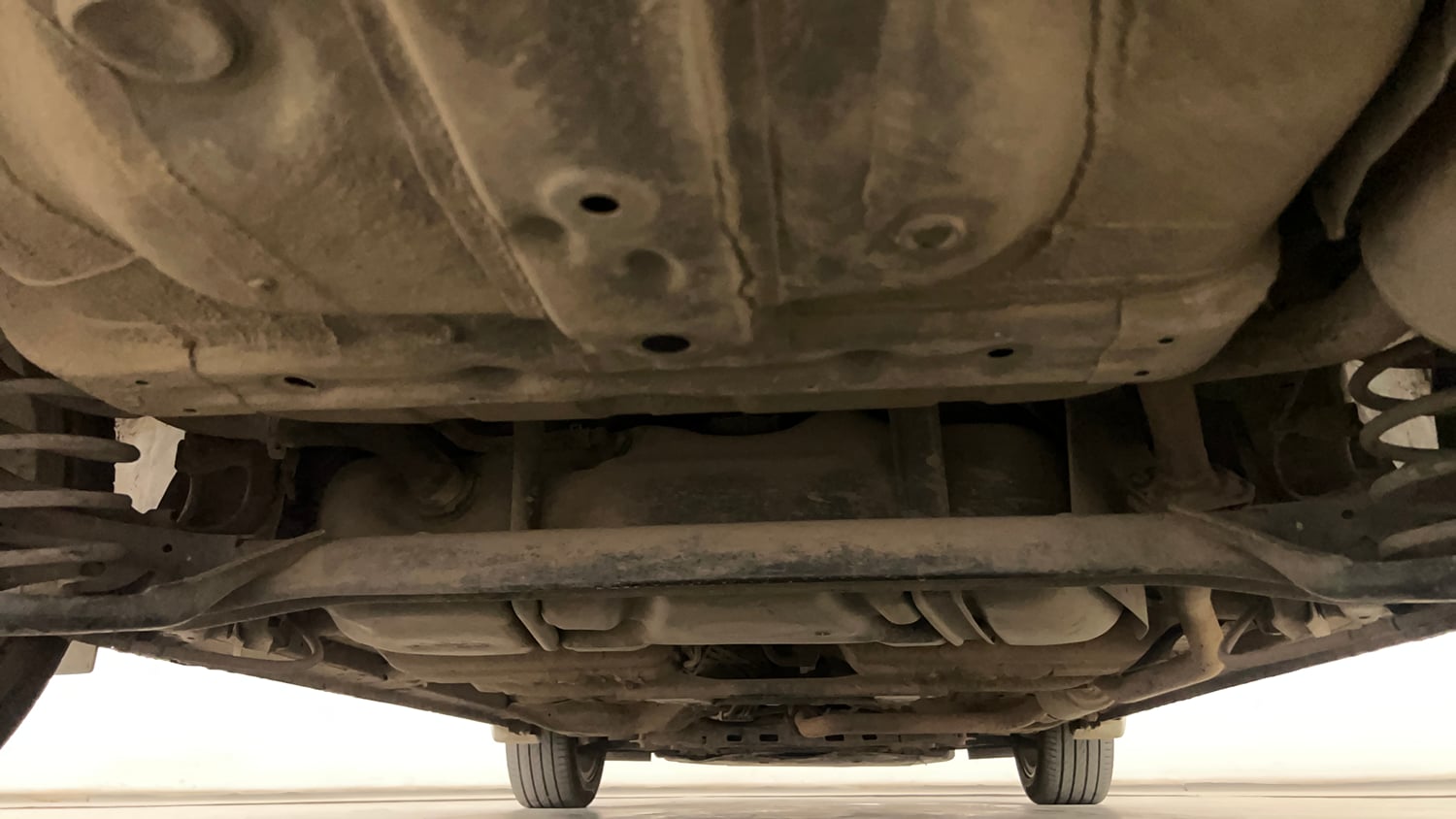 Used 2017 Honda City ZX CVT Petrol Petrol Automatic extra REAR UNDERBODY VIEW (TAKEN FROM REAR)