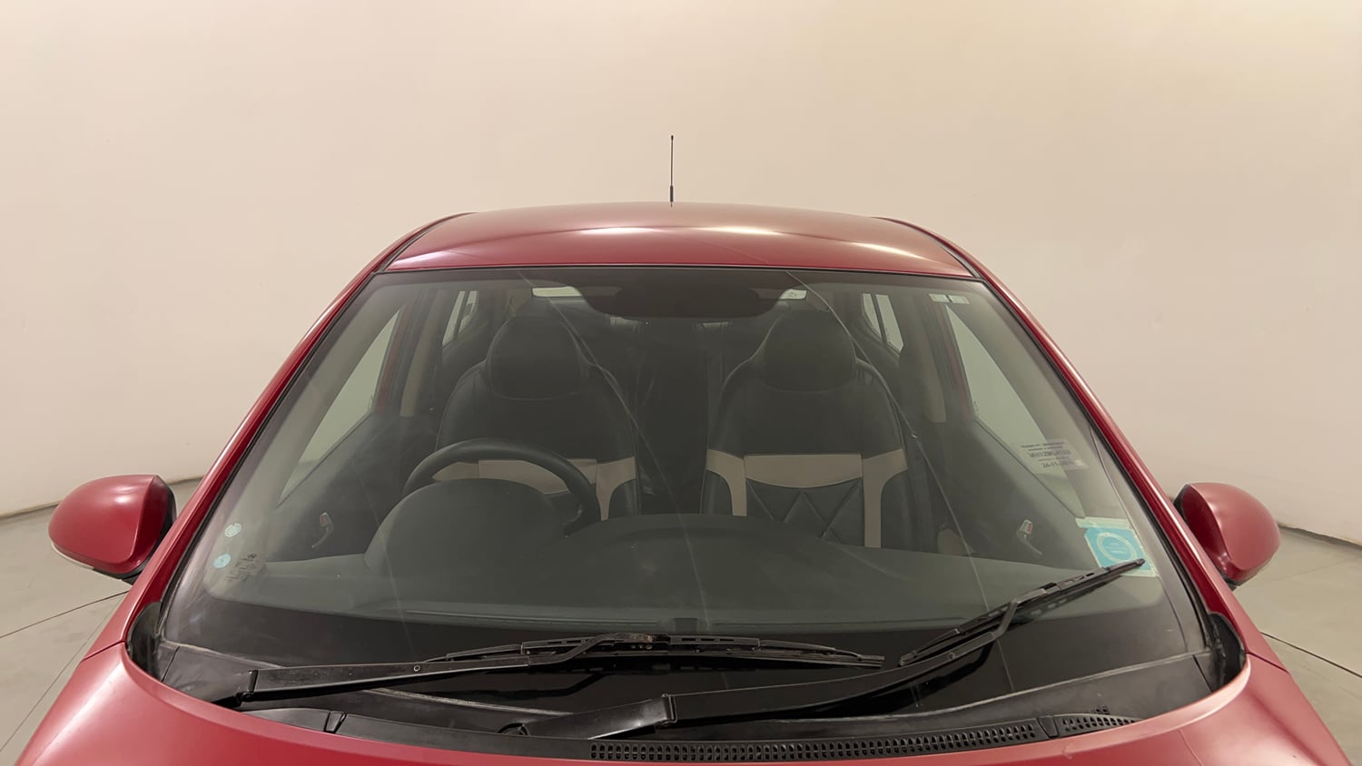 Used 2015 Hyundai Xcent S 1.2 Petrol Manual exterior FRONT WINDSHIELD VIEW