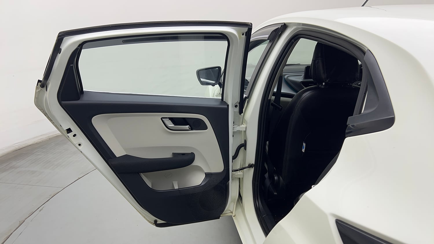 Used 2023 Tata Altroz XZA Petrol Petrol Automatic interior LEFT REAR DOOR OPEN VIEW