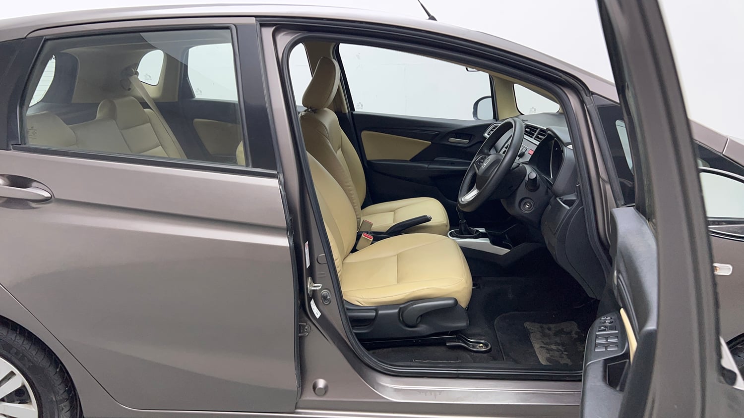 Used 2015 Honda Jazz S MT Petrol Manual interior RIGHT SIDE FRONT DOOR CABIN VIEW