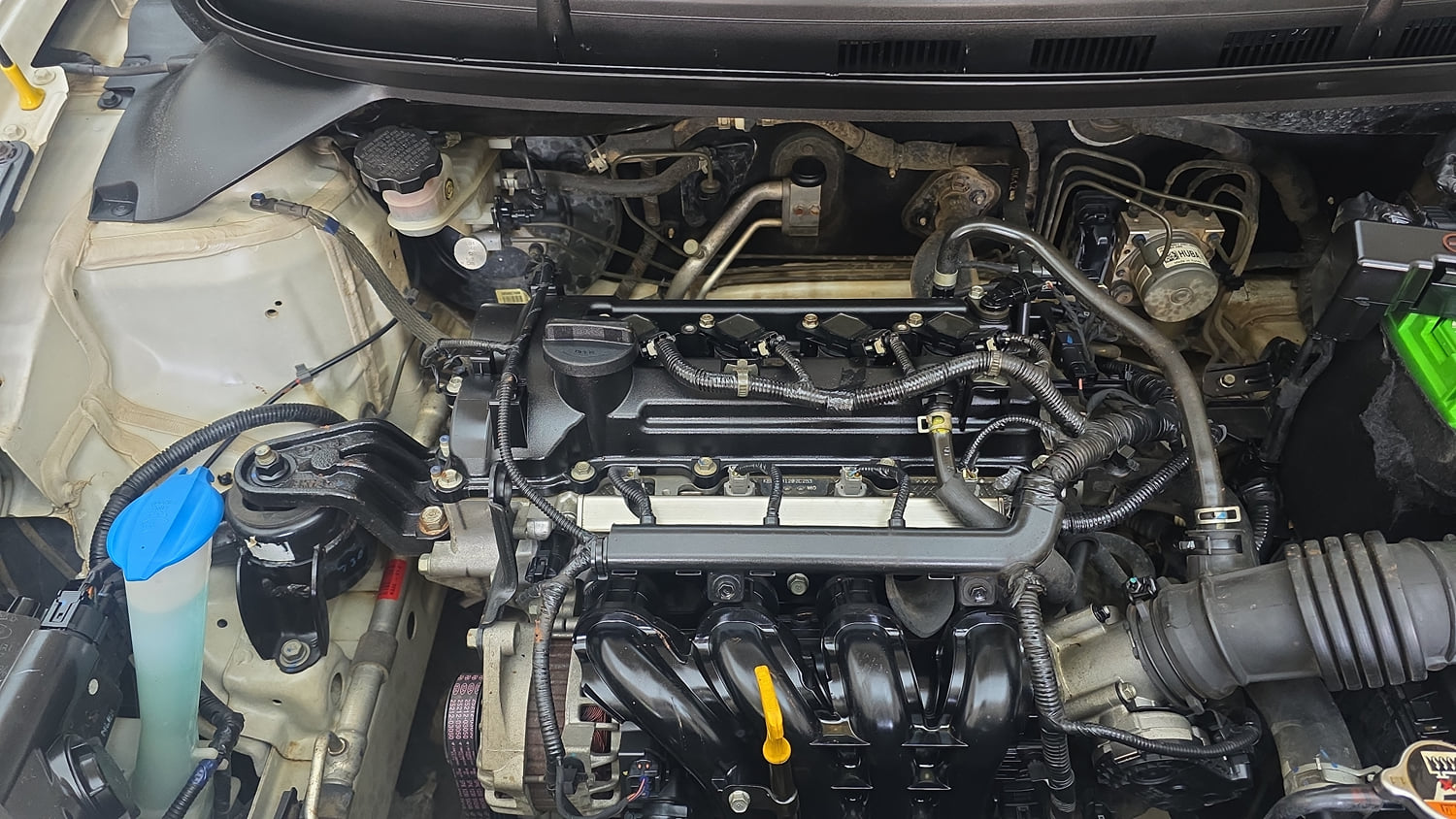 Used 2019 Hyundai Elite i20 Asta 1.2 (O) Petrol Manual engine ENGINE RIGHT SIDE VIEW