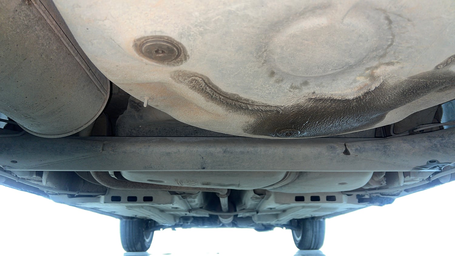 Used 2015 Volkswagen Polo Highline1.2L (P) Petrol Manual extra REAR UNDERBODY VIEW (TAKEN FROM REAR)