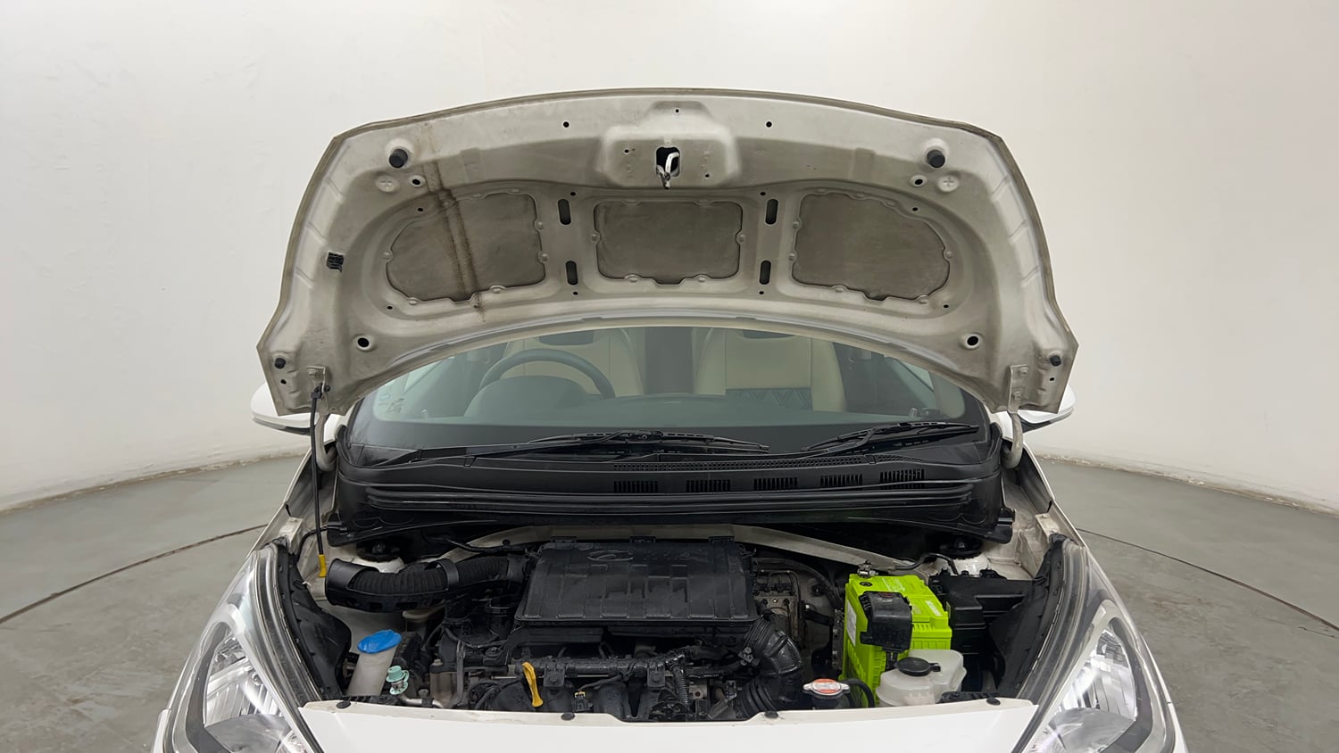 Used 2015 Hyundai Xcent S 1.2 (O) Petrol Manual engine ENGINE & BONNET OPEN FRONT VIEW