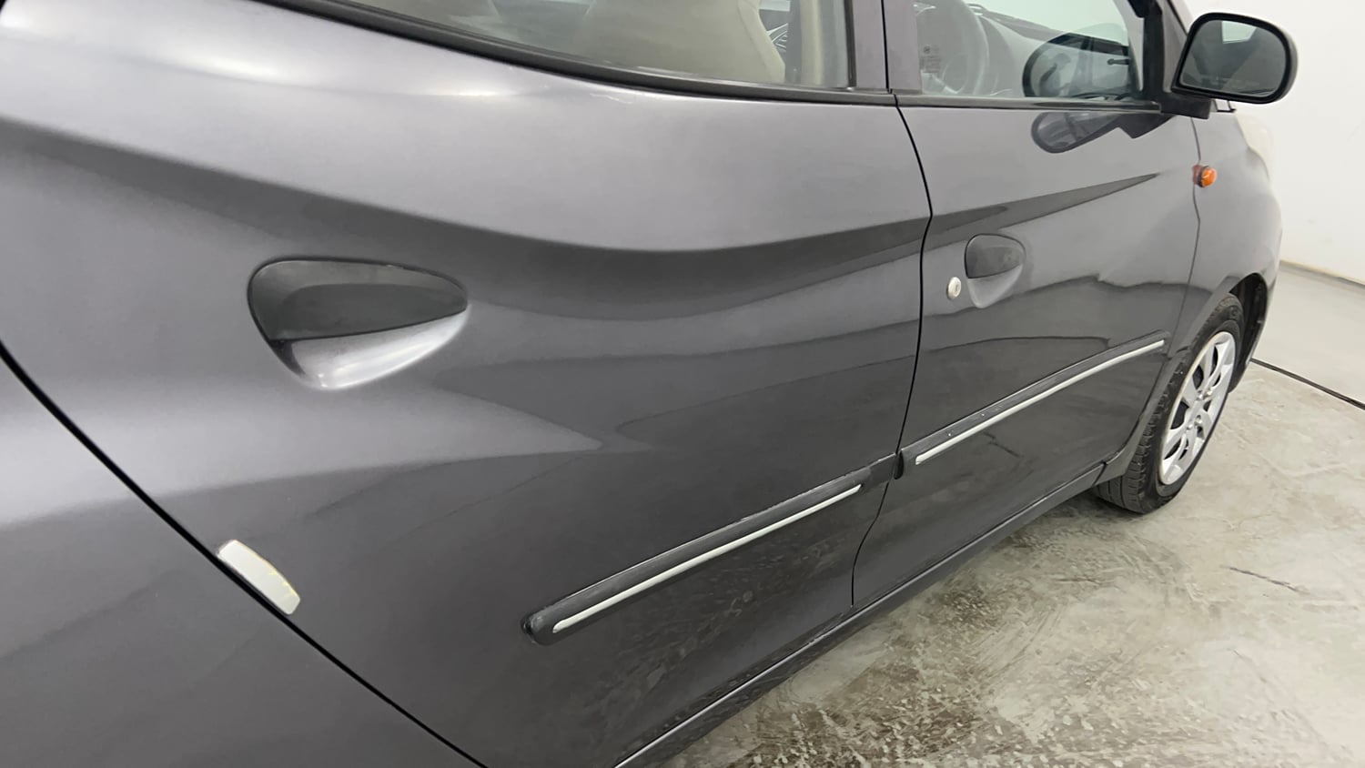 Used 2017 Hyundai Eon Magna + Petrol Manual dents MINOR SCRATCH