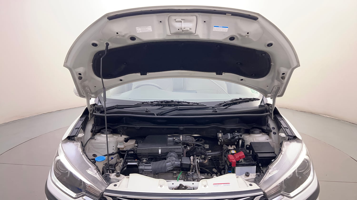 Used 2023 Maruti Suzuki Ertiga ZXi AT Petrol Automatic engine ENGINE & BONNET OPEN FRONT VIEW