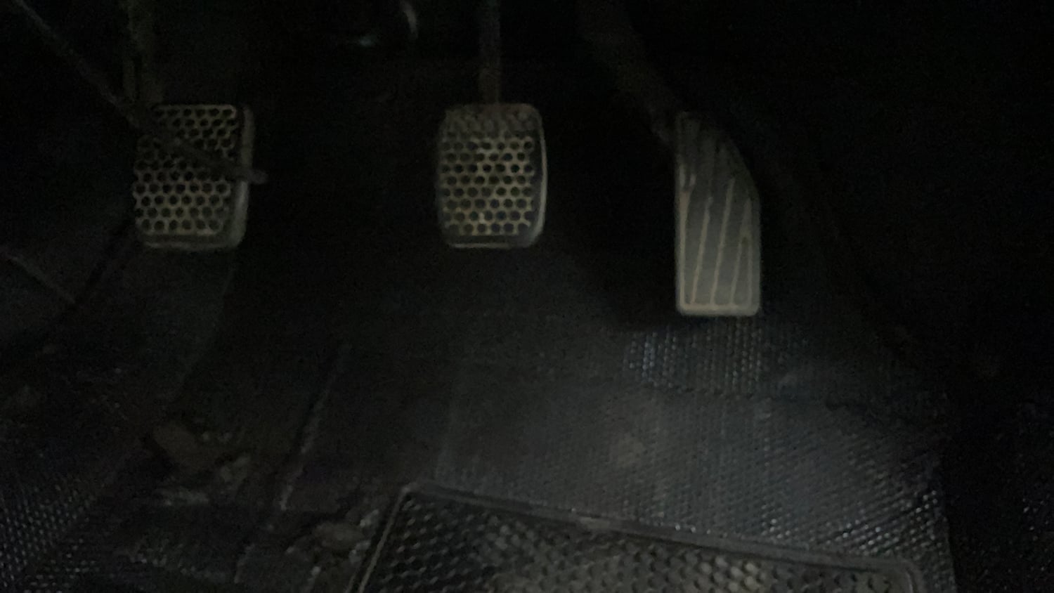 Used 2020 Maruti Suzuki Alto 800 LXi Petrol Manual interior PEDALS VIEW