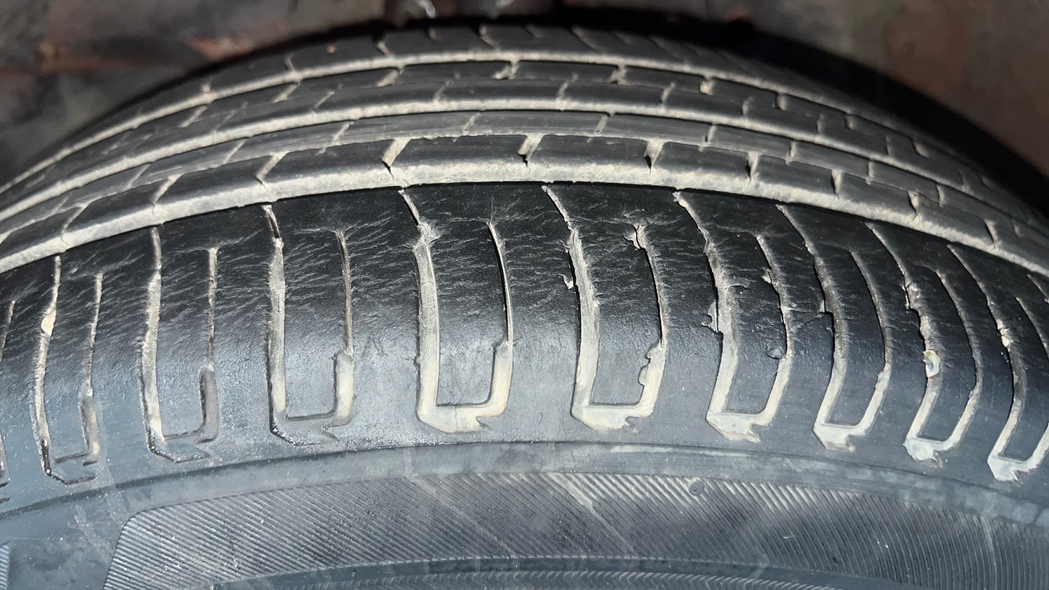 Used 2015 Honda Jazz V Petrol Petrol Manual tyres LEFT FRONT TYRE TREAD VIEW