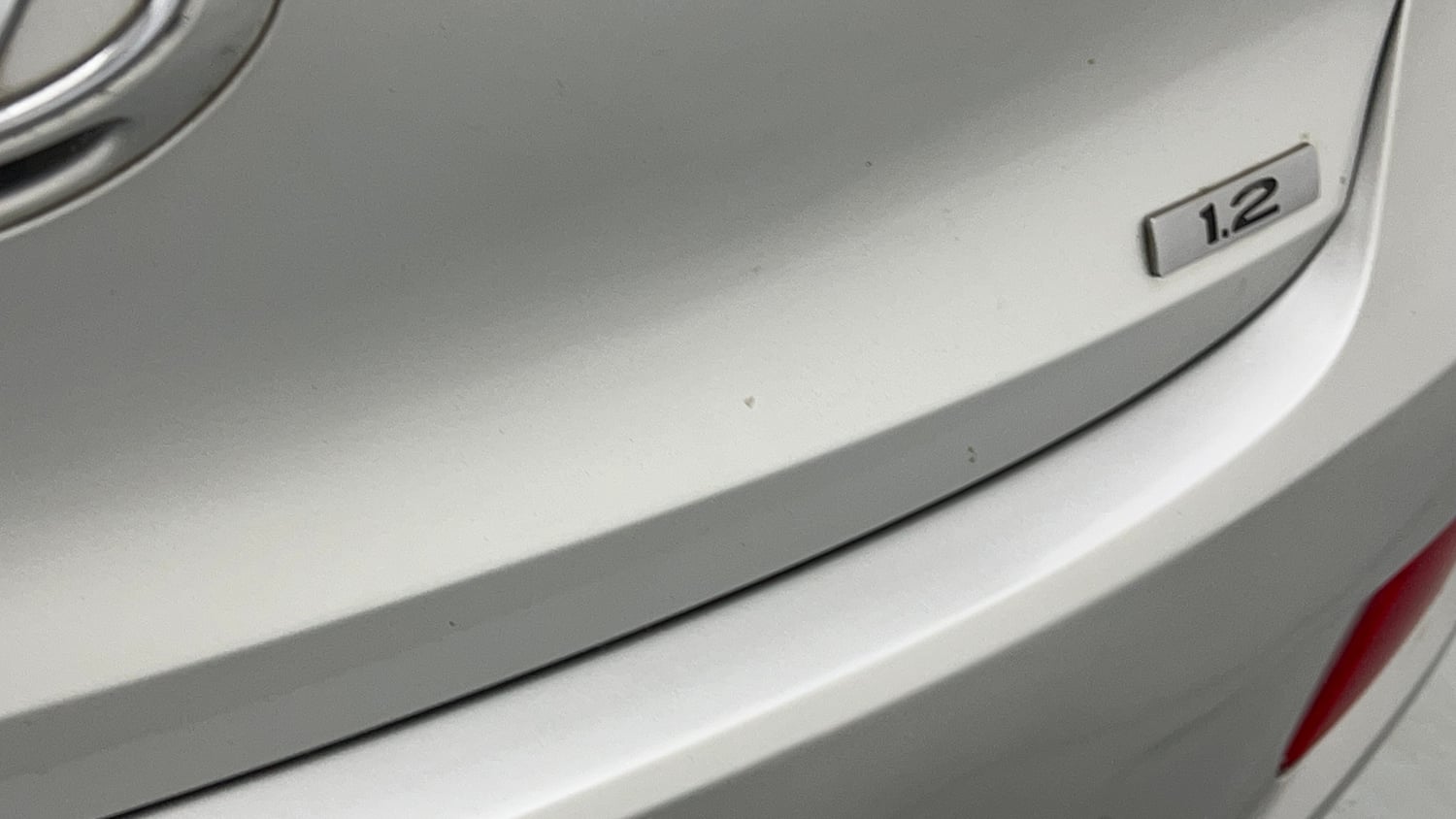Used 2015 Hyundai Grand i10 Sportz 1.2 Kappa VTVT Petrol Manual dents MINOR SCRATCH