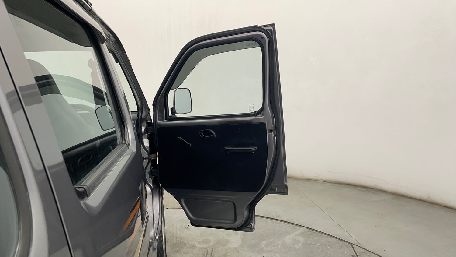 Used 2020 Maruti Suzuki Eeco 5 STR WITH A/C+HTR Petrol Manual interior RIGHT FRONT DOOR OPEN VIEW