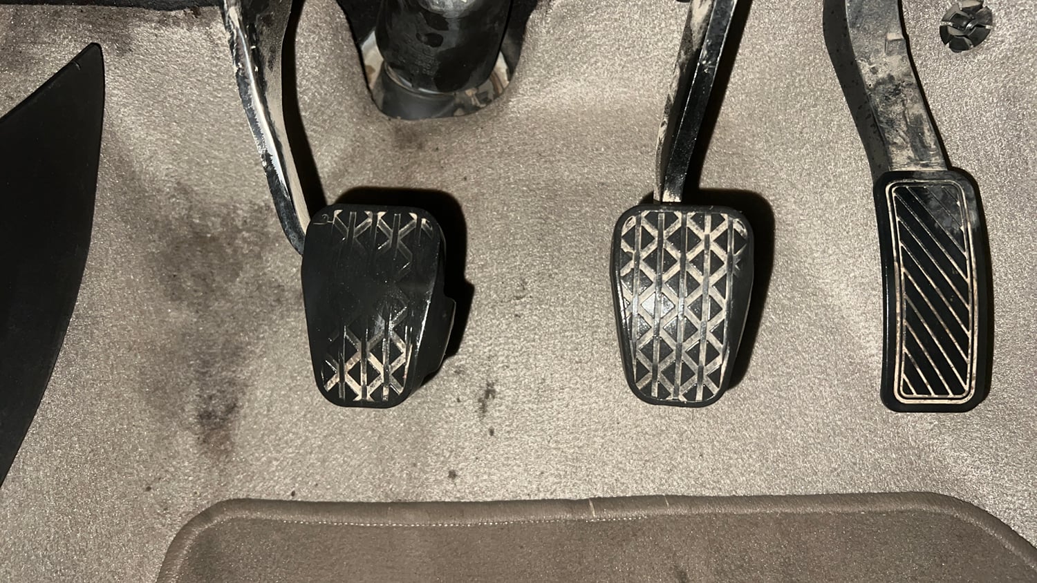 Used 2016 Ford Figo Aspire Trend 1.2 Ti-VCT Petrol Manual interior PEDALS VIEW