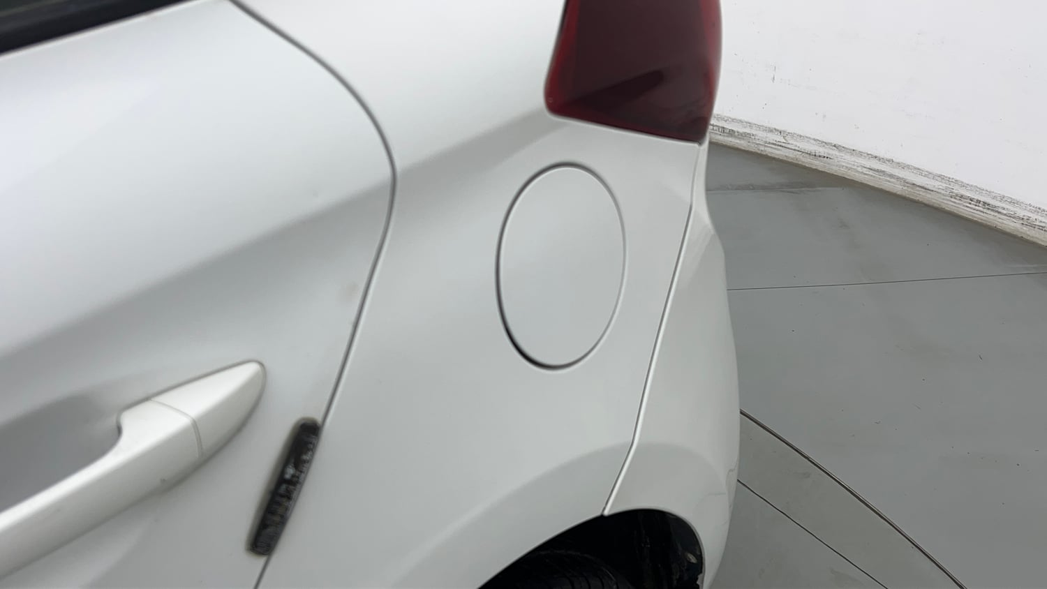 Used 2020 Hyundai Elite i20 Sportz Plus 1.2 Petrol Manual dents MINOR SCRATCH