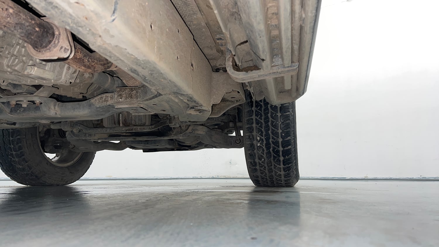 Used 2021 mahindra Thar LX Hard Top Petrol MT 4WD Petrol Manual extra REAR RIGHT UNDERBODY VIEW