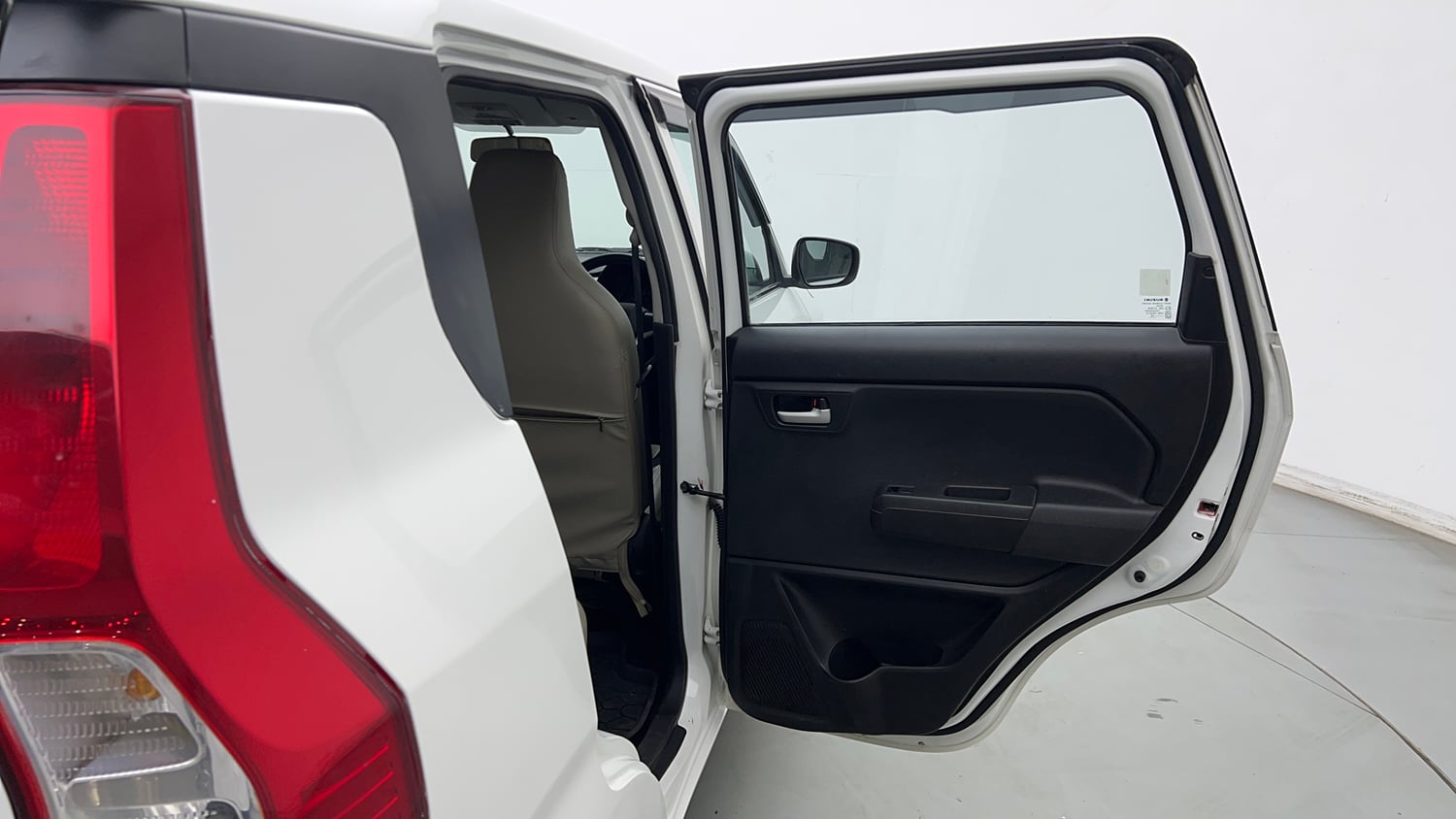 Used 2024 Maruti Suzuki Wagon R VXI 1.0 CNG Cng Manual interior RIGHT REAR DOOR OPEN VIEW