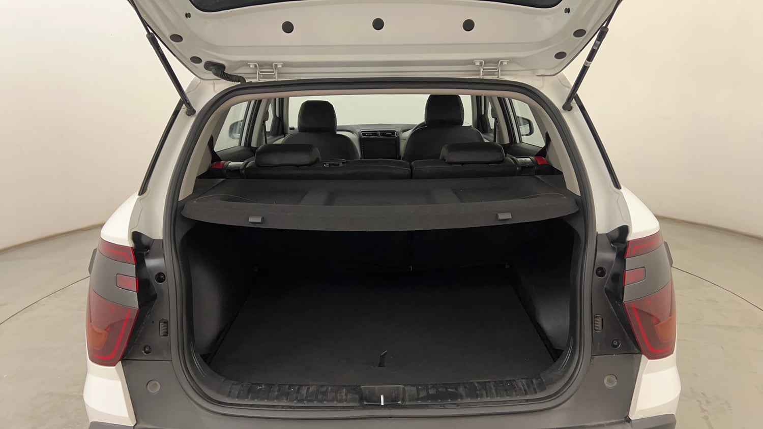 Used 2023 Hyundai Creta E 1.5 Petrol Petrol Manual interior DICKY INSIDE VIEW