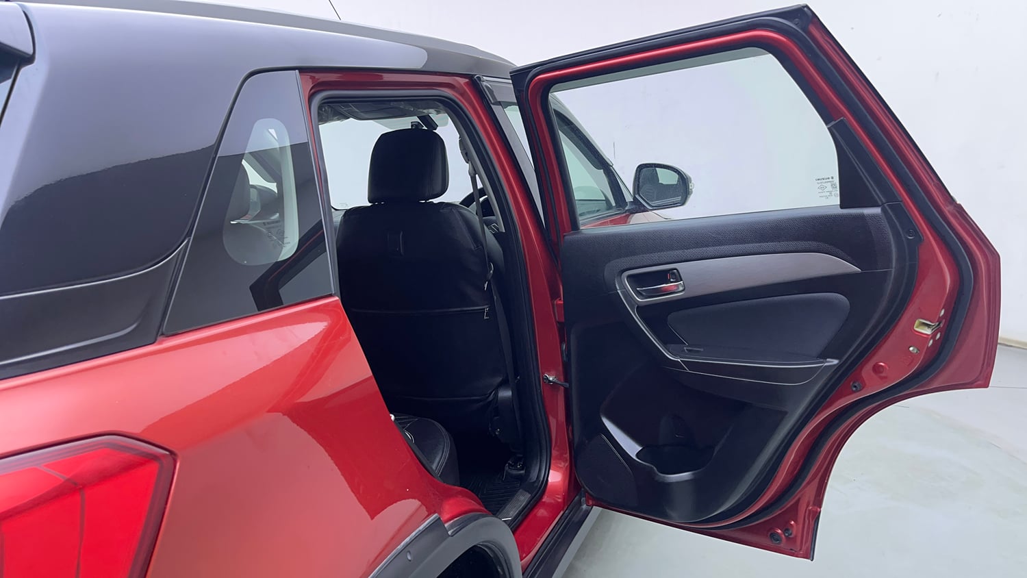Used 2019 maruti-suzuki Vitara Brezza ZDi Plus Dual Tone AGS Diesel Automatic interior RIGHT REAR DOOR OPEN VIEW