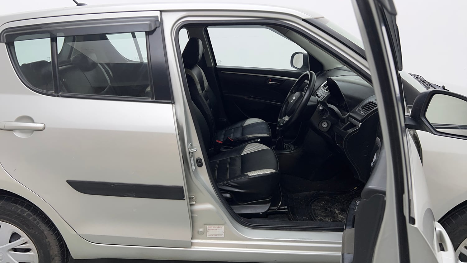 Used 2015 Maruti Suzuki Swift VXi Petrol Manual interior RIGHT SIDE FRONT DOOR CABIN VIEW