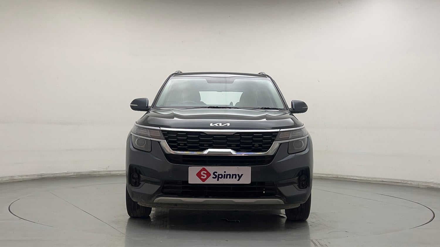 Used 2023 Kia Seltos HTK 1.5 Petrol Manual exterior FRONT VIEW