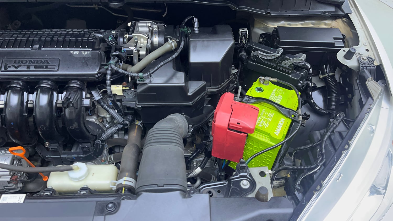 Used 2015 Honda City SV CVT Petrol Automatic engine ENGINE LEFT SIDE VIEW
