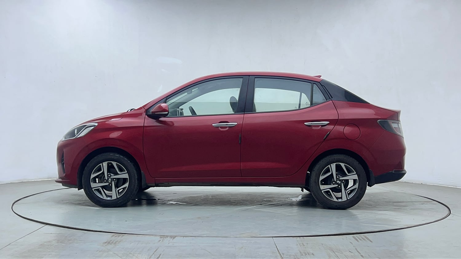 Used 2021 Hyundai Aura SX Plus 1.2 AMT Petrol Petrol Automatic exterior LEFT SIDE VIEW