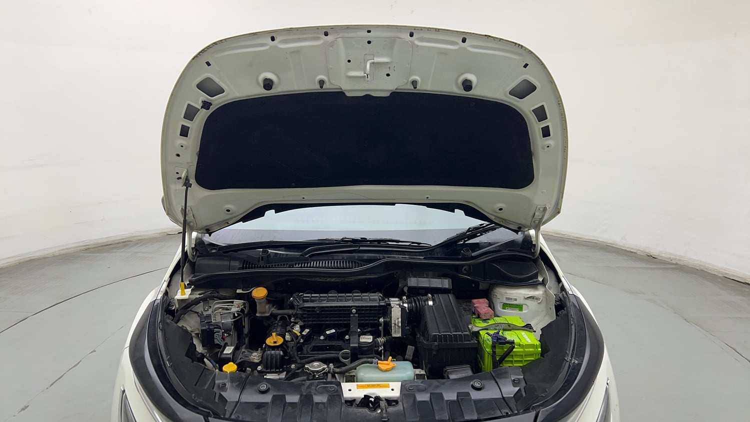 Used 2023 Tata Altroz XZA Petrol Petrol Automatic engine ENGINE & BONNET OPEN FRONT VIEW