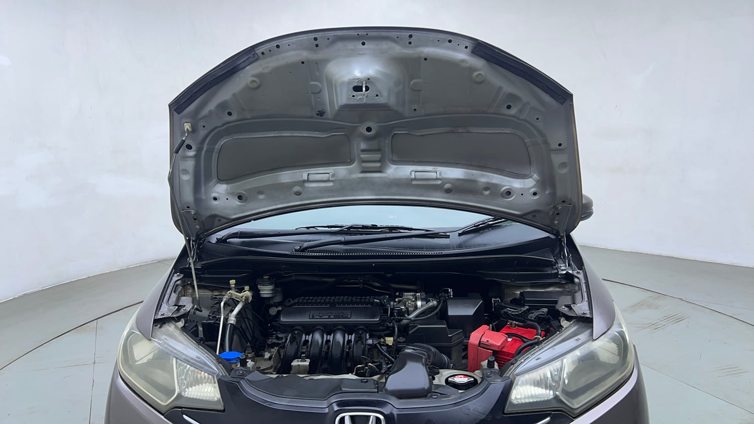Used 2016 Honda Jazz V AT Petrol Petrol Automatic engine ENGINE & BONNET OPEN FRONT VIEW