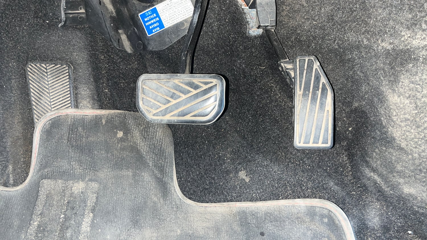 Used 2020 Toyota Glanza V CVT Petrol Automatic interior PEDALS VIEW