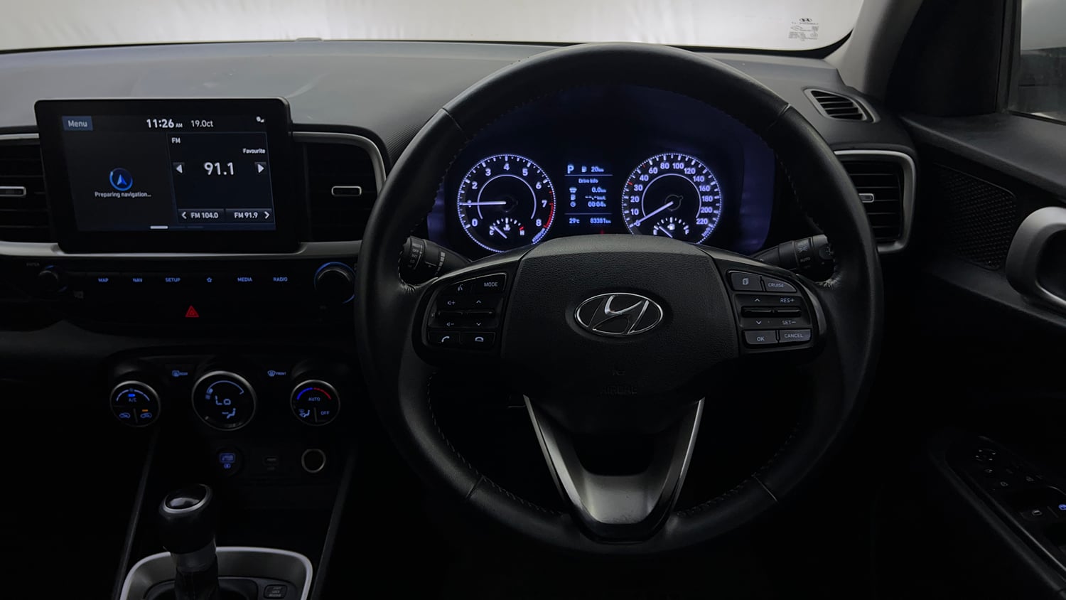 Used 2019 Hyundai Venue SX Plus 1.0 Turbo DCT Petrol Automatic interior STEERING VIEW