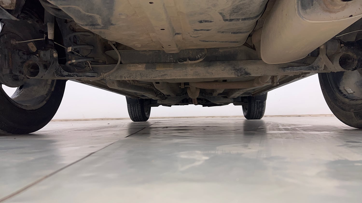 Used 2022 Tata Nexon XZA Plus  (S) Dual Tone Petrol Automatic extra REAR UNDERBODY VIEW (TAKEN FROM REAR)