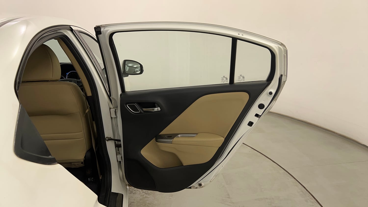 Used 2017 Honda City ZX CVT Petrol Petrol Automatic interior RIGHT REAR DOOR OPEN VIEW