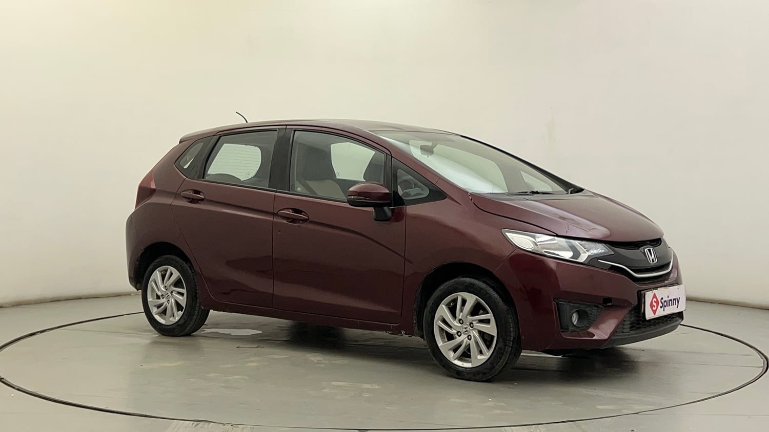 Used 2015 Honda Jazz V AT Petrol Petrol Automatic exterior RIGHT FRONT CORNER VIEW