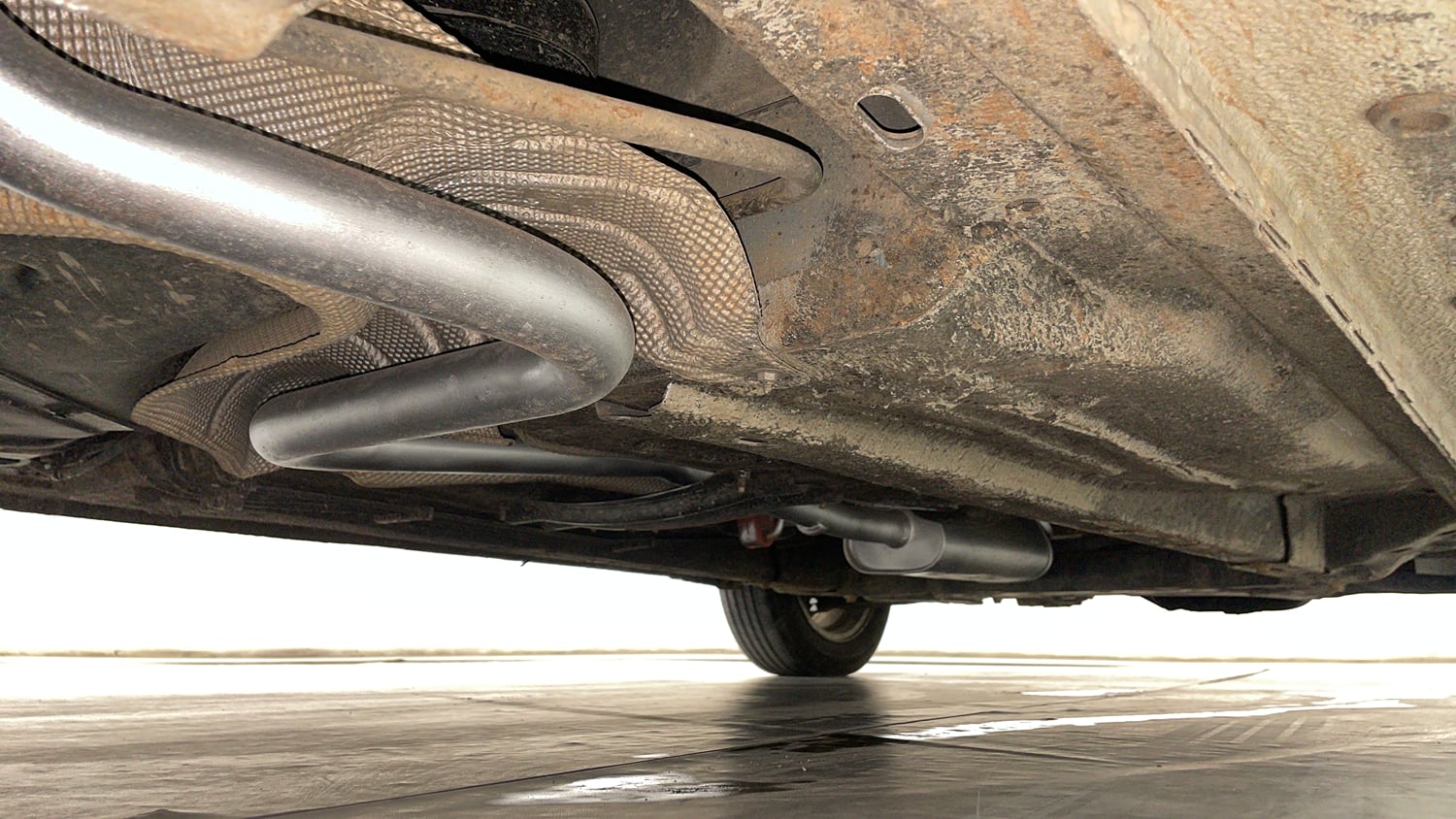 Used 2019 Ford Figo Titanium 1.5 Ti-VCT AT Petrol Automatic extra REAR RIGHT UNDERBODY VIEW