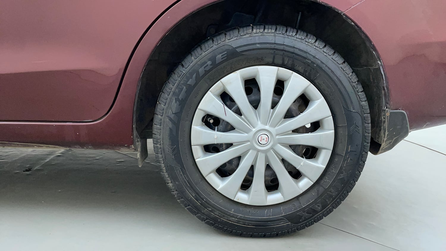 Used 2013 Honda Amaze 1.5 S i-DTEC Diesel Manual tyres LEFT REAR TYRE RIM VIEW