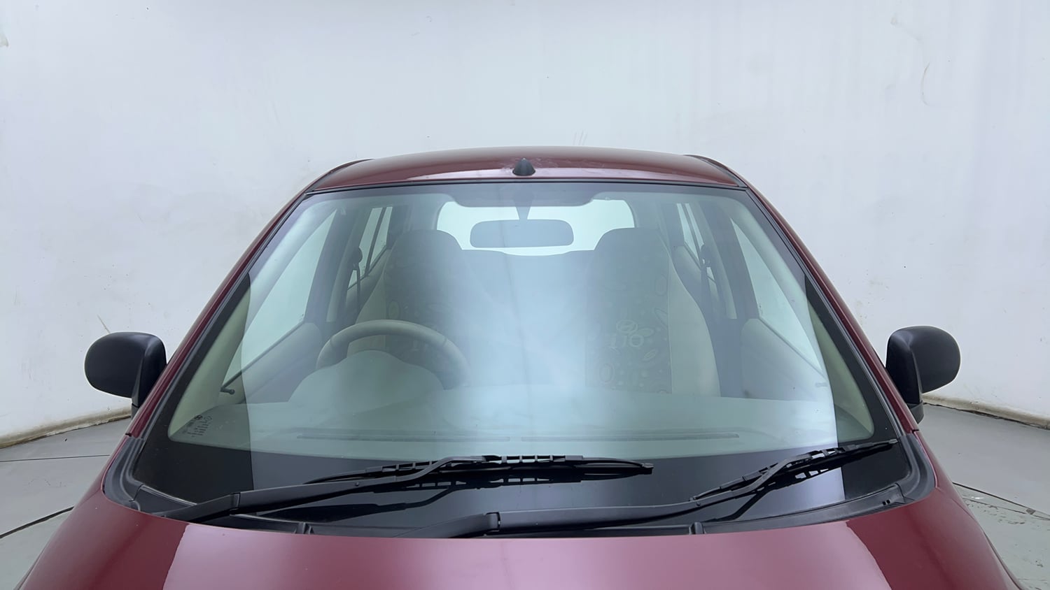 Used 2014 Hyundai i10 Era 1.1 iRDE2 Petrol Manual exterior FRONT WINDSHIELD VIEW