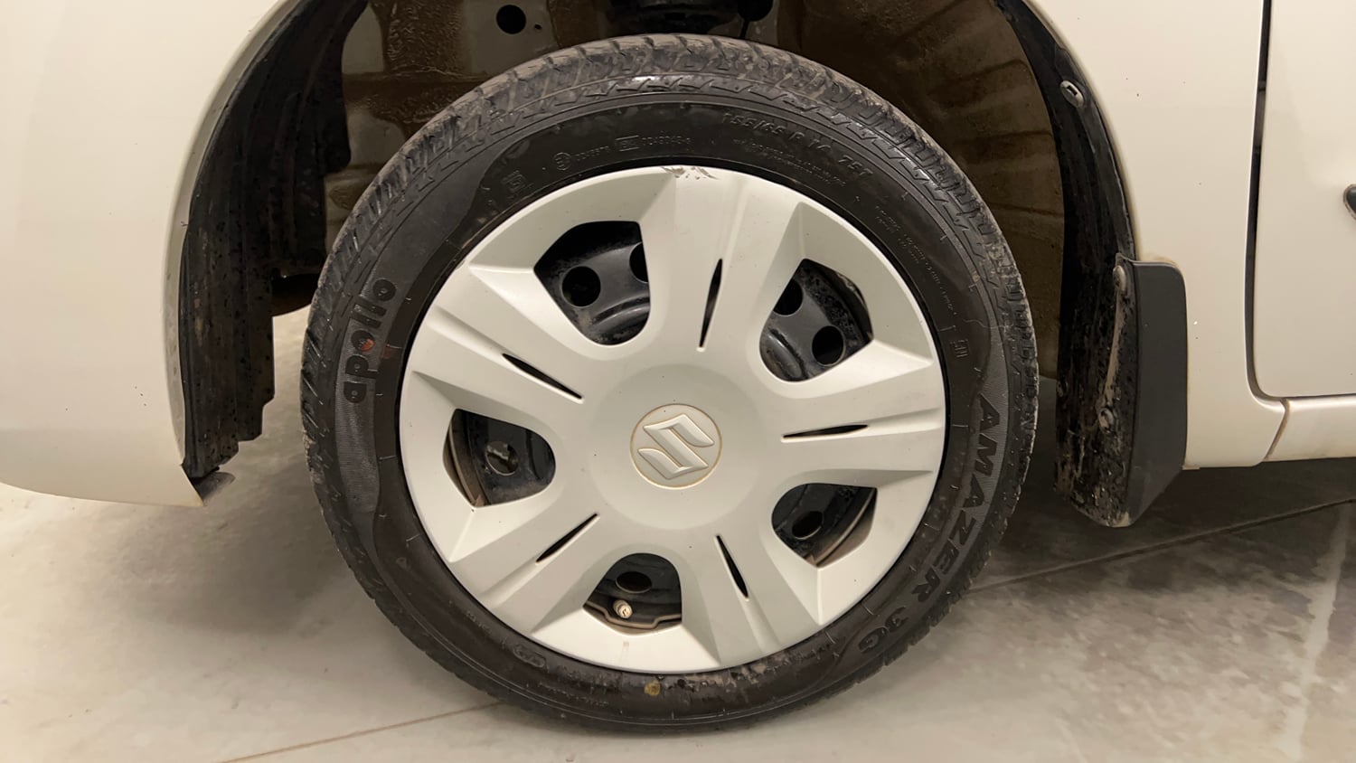 Used 2018 Maruti Suzuki Wagon R VXI Petrol Manual tyres LEFT FRONT TYRE RIM VIEW