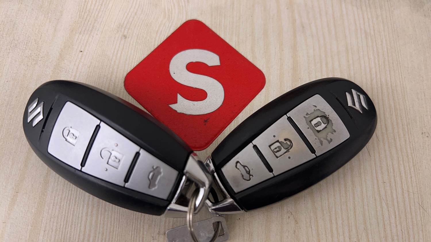 Used 2015 Maruti Suzuki Swift Dzire ZXI Petrol Manual extra CAR KEY VIEW
