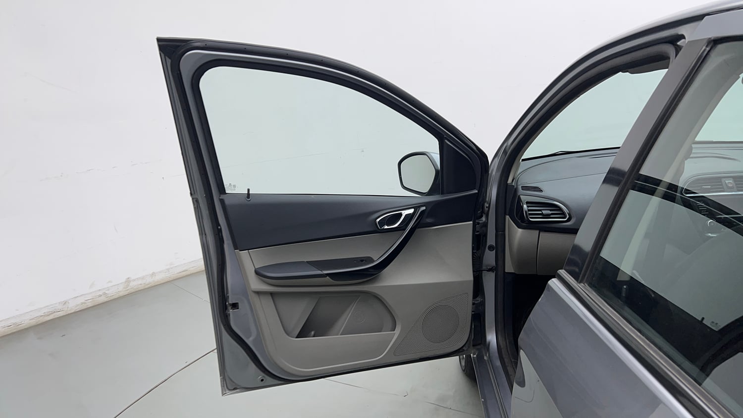 Used 2018 Tata Tiago Revotron XZ Petrol Manual interior LEFT FRONT DOOR OPEN VIEW