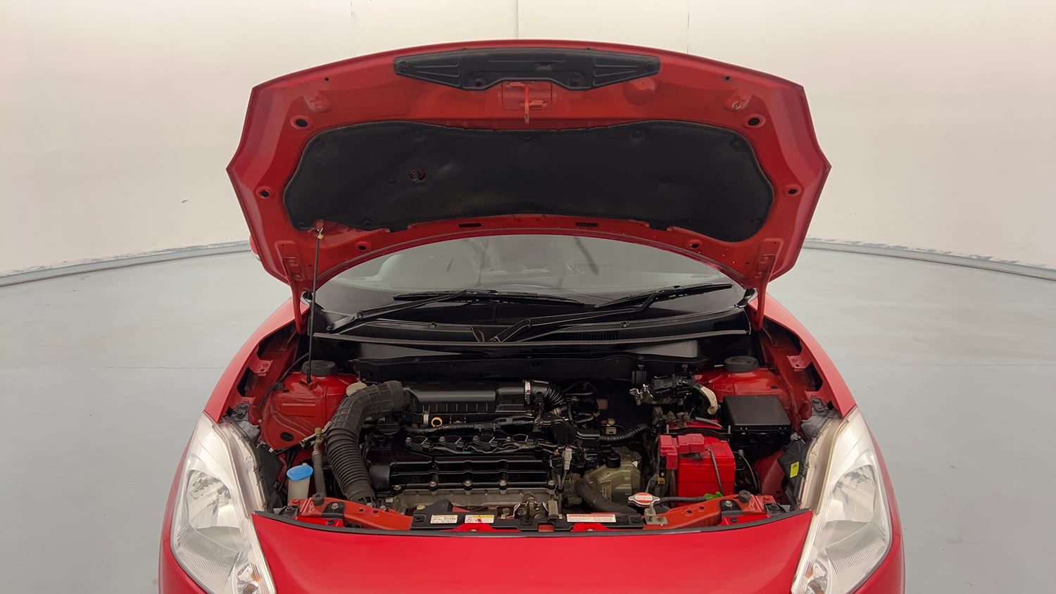 Used 2018 Maruti Suzuki Swift VXi AMT Petrol Automatic engine ENGINE & BONNET OPEN FRONT VIEW