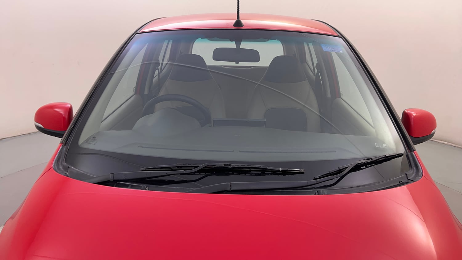 Used 2013 Hyundai i10 Magna 1.2 Kappa2 Petrol Manual exterior FRONT WINDSHIELD VIEW