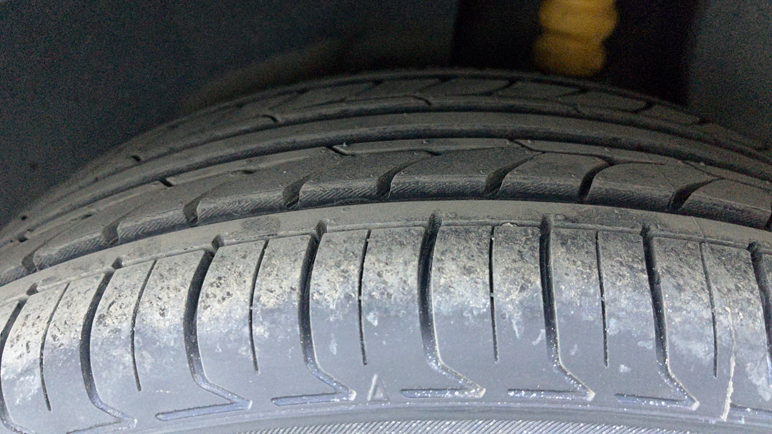 Used 2017 Hyundai Creta SX 1.6 CRDI (O) Diesel Manual tyres LEFT REAR TYRE TREAD VIEW