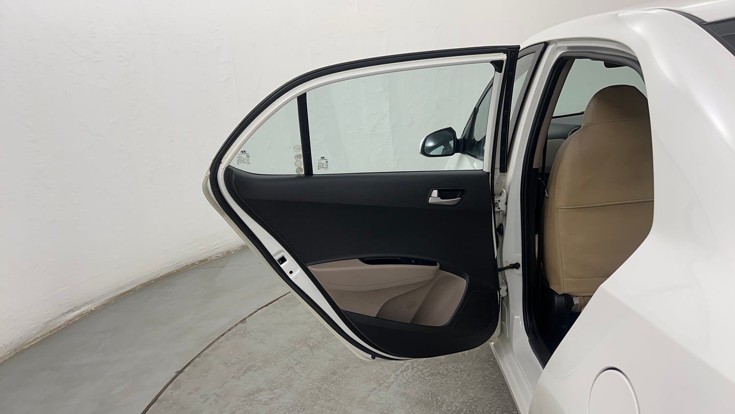 Used 2015 Hyundai Xcent S 1.2 (O) Petrol Manual interior LEFT REAR DOOR OPEN VIEW