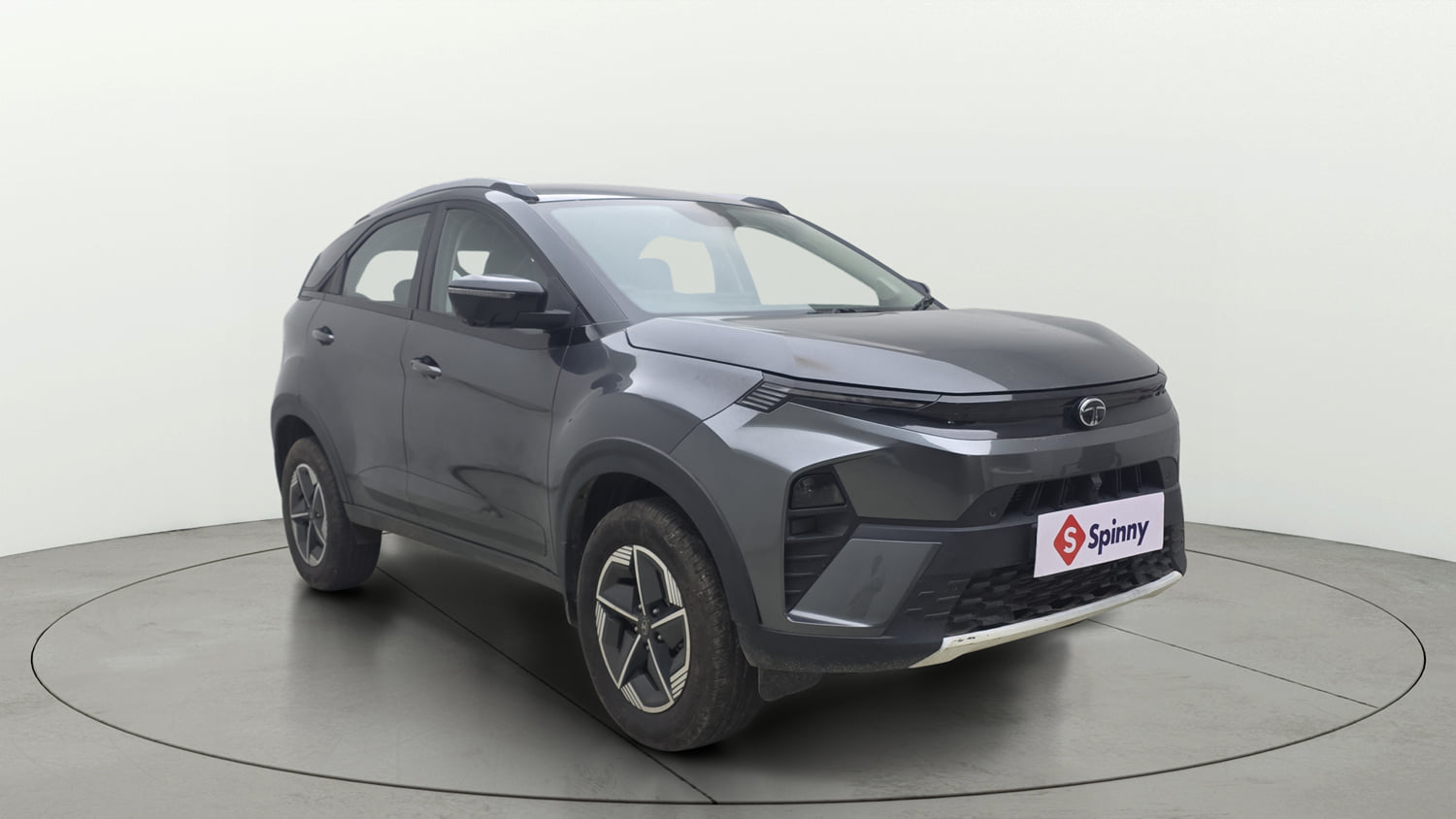 Used 2024 Tata Nexon Creative Plus 1.2 Revotron Petrol 6MT Petrol Manual exterior RIGHT FRONT CORNER VIEW