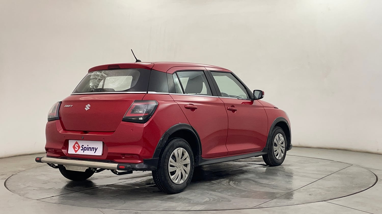 Used 2024 Maruti Suzuki Swift VXi (O) AMT Petrol Automatic exterior RIGHT REAR CORNER VIEW